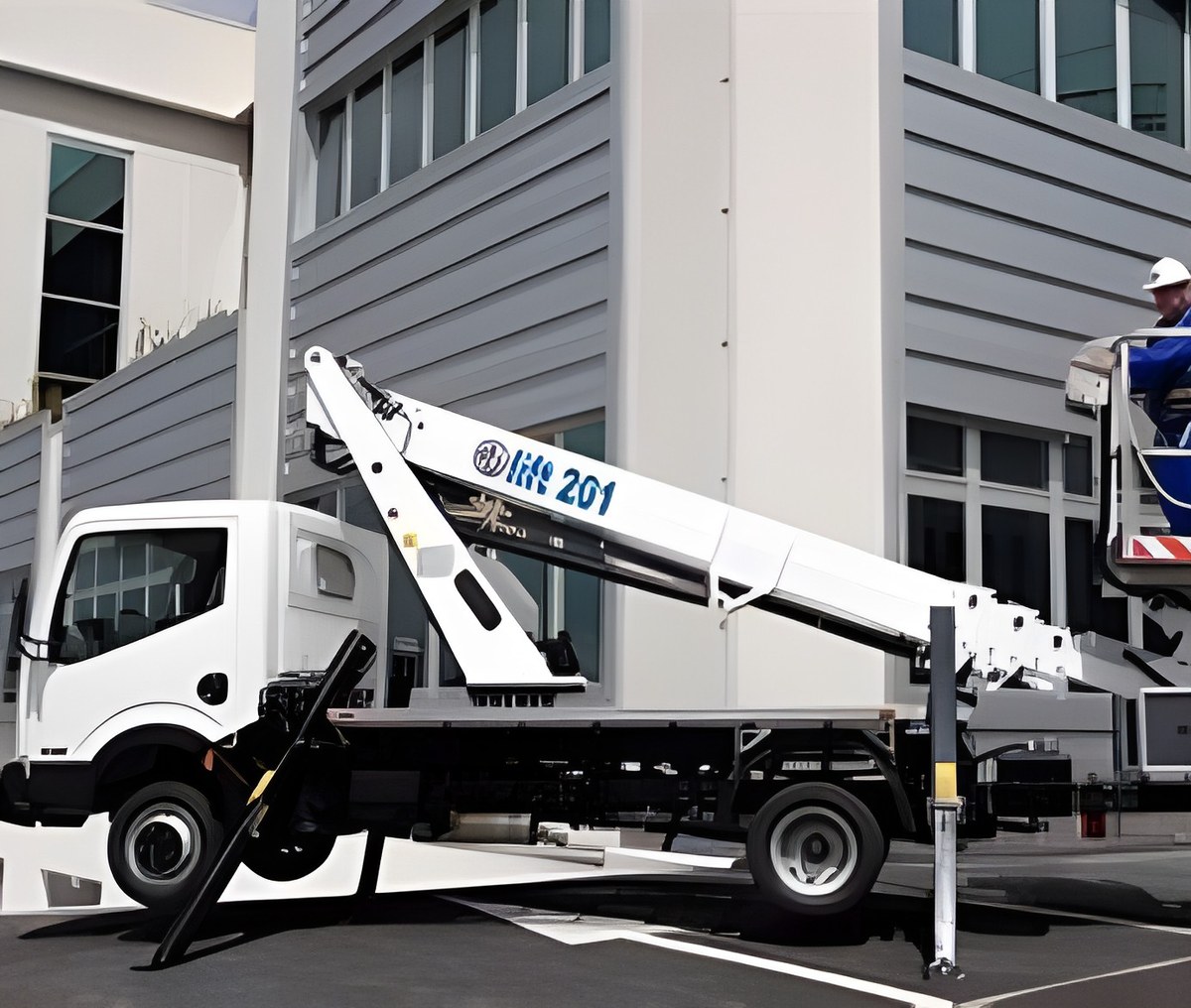 Camion nacelle 16 m PROPtech